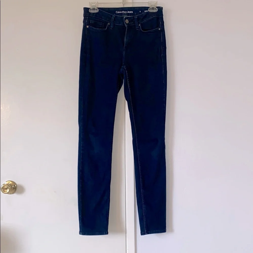 EUC - CALVIN KLEIN ULTIMATE SKINNY JEANS SIZE 6 - Picture 1 of 6